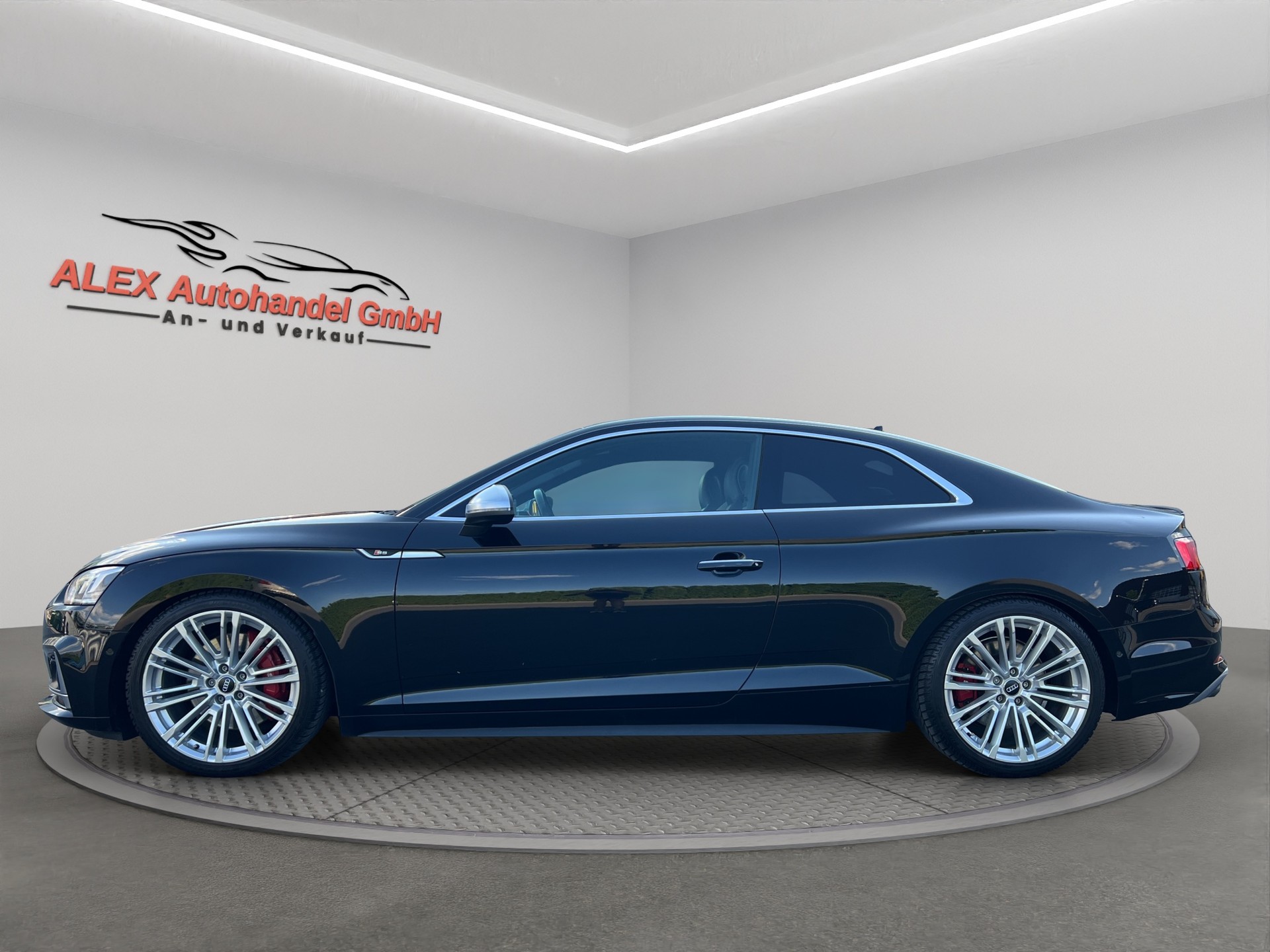AUDI S5 Coupé 3.0 TFSI quattro tiptronic (CHF 322.25/Monat)-image-2