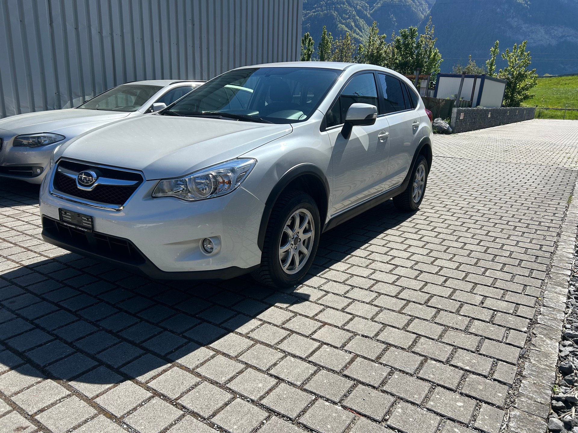 SUBARU XV 2.0D Swiss One AWD 4x4-image-2