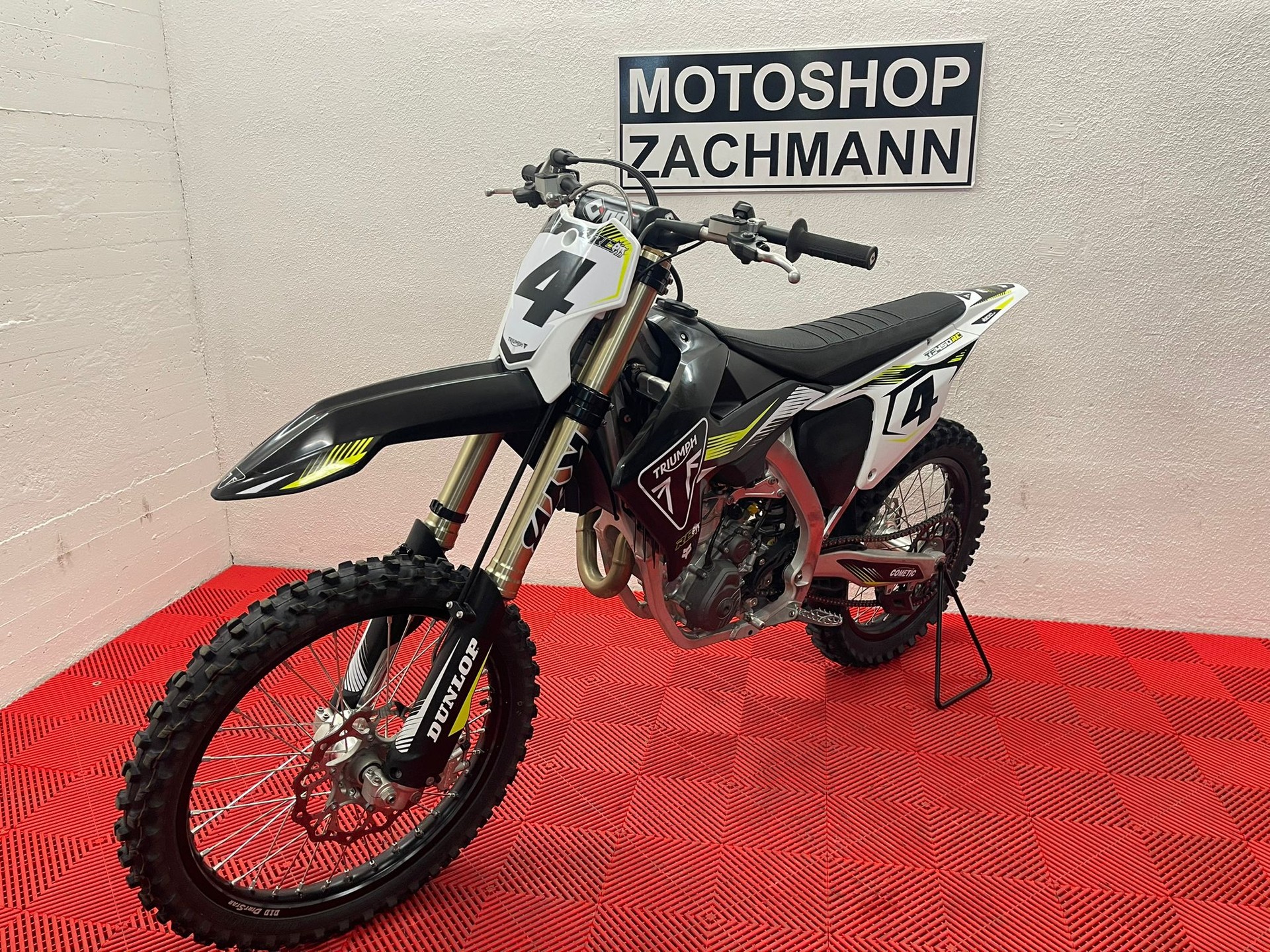 TRIUMPH TF 450-RC EDITION-showroom-element-2