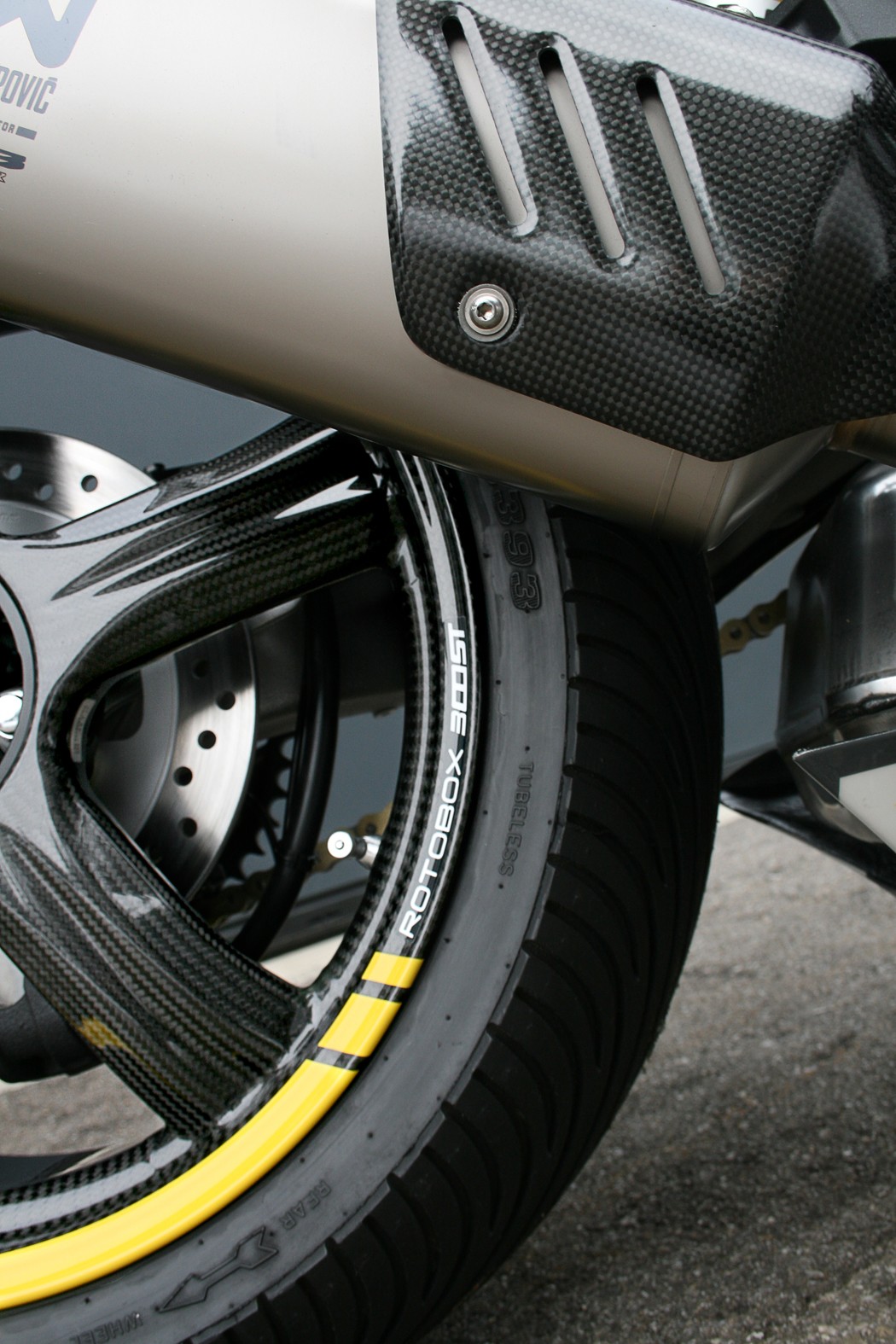 HONDA CB 1000 R ABS-image-9