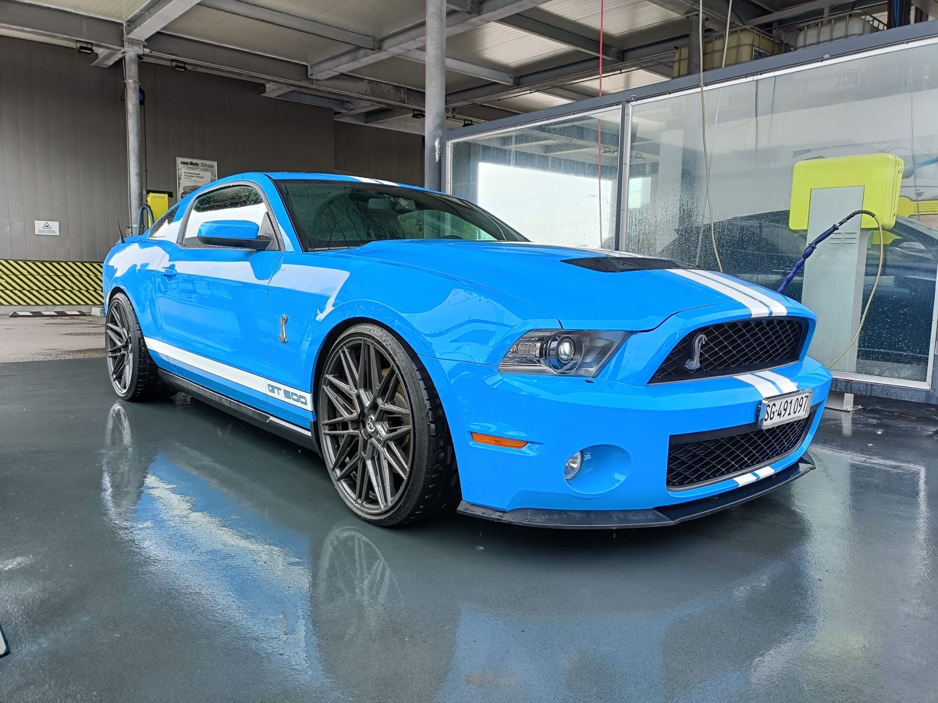 FORD Shelby GT 500