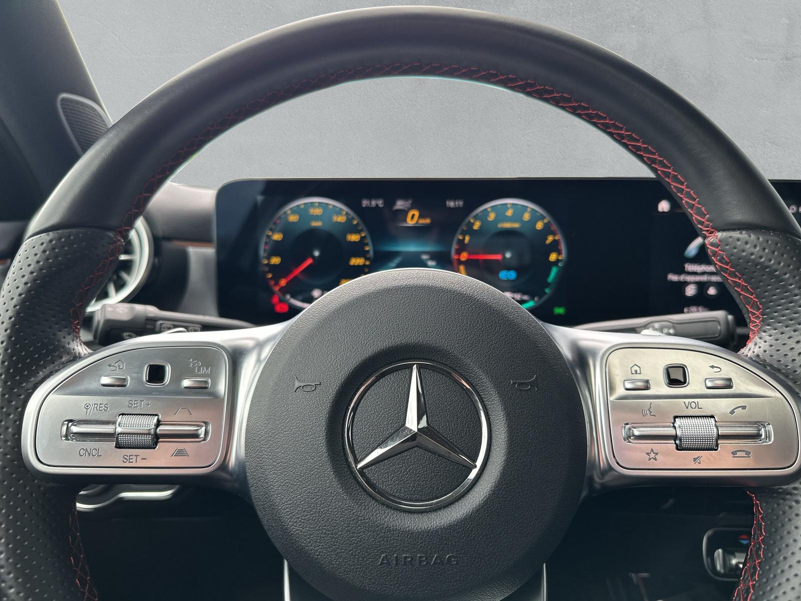 MERCEDES-BENZ A 250 e AMG Line (CH)-image-18