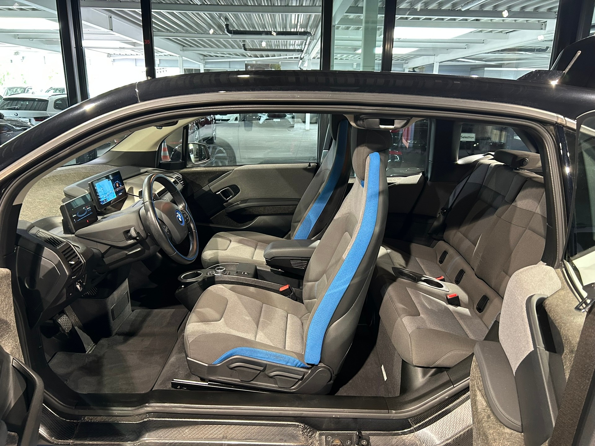 BMW i3 (120Ah)-image-25