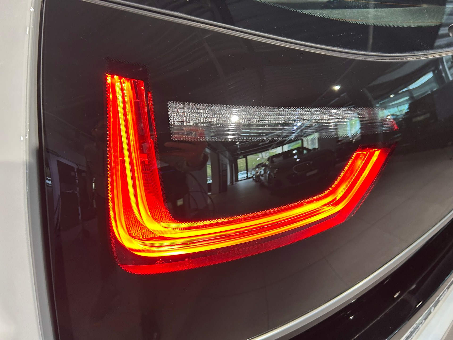 BMW i3 (120Ah)-image-23