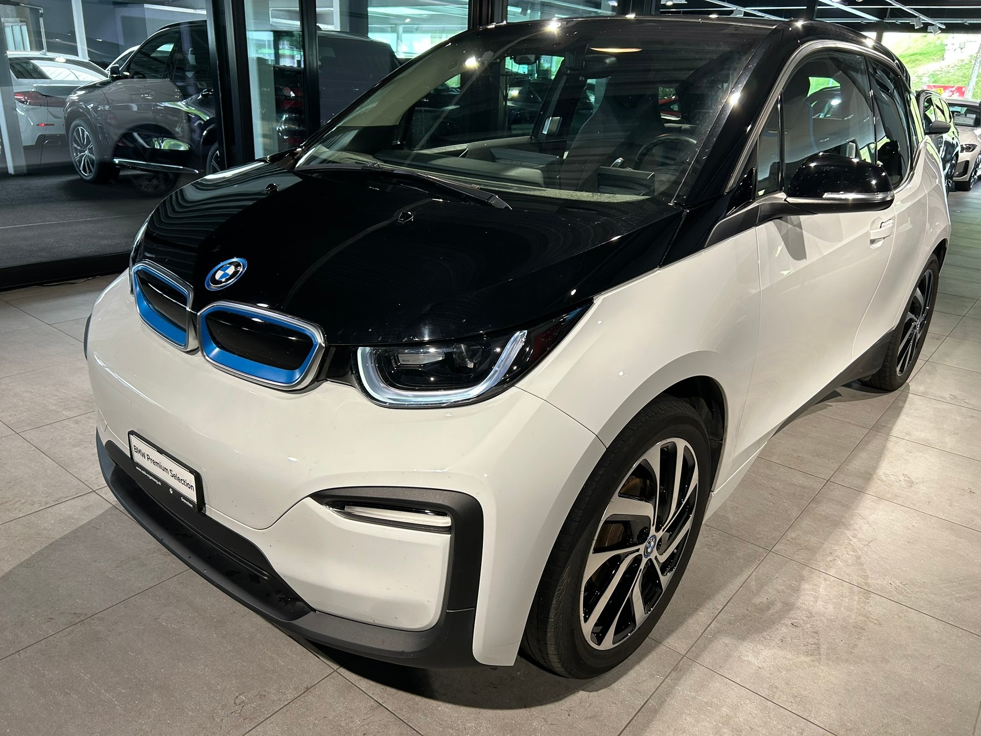 BMW i3 (120Ah)-image-8