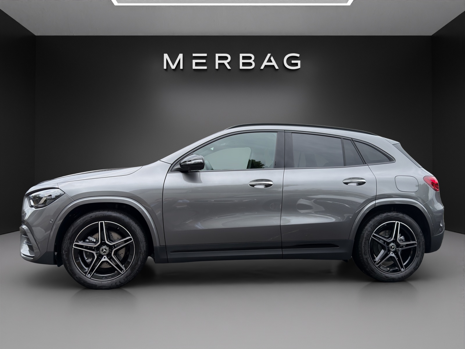 MERCEDES-BENZ GLA 220d 4Matic 8G-DCT-image-5