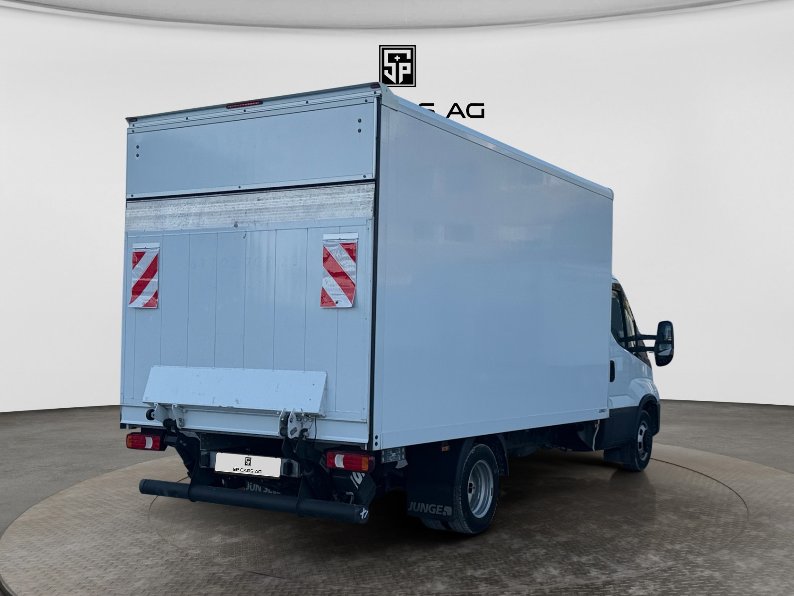 IVECO 35 C 16H-image-4