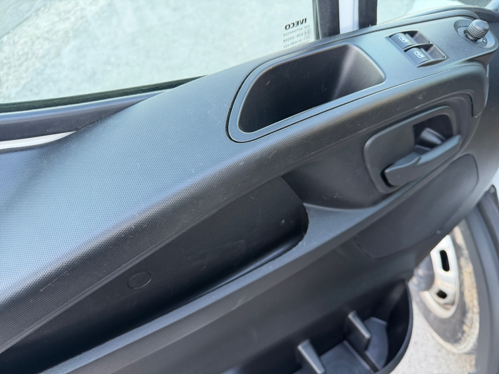 IVECO 35 C 16H-image-9
