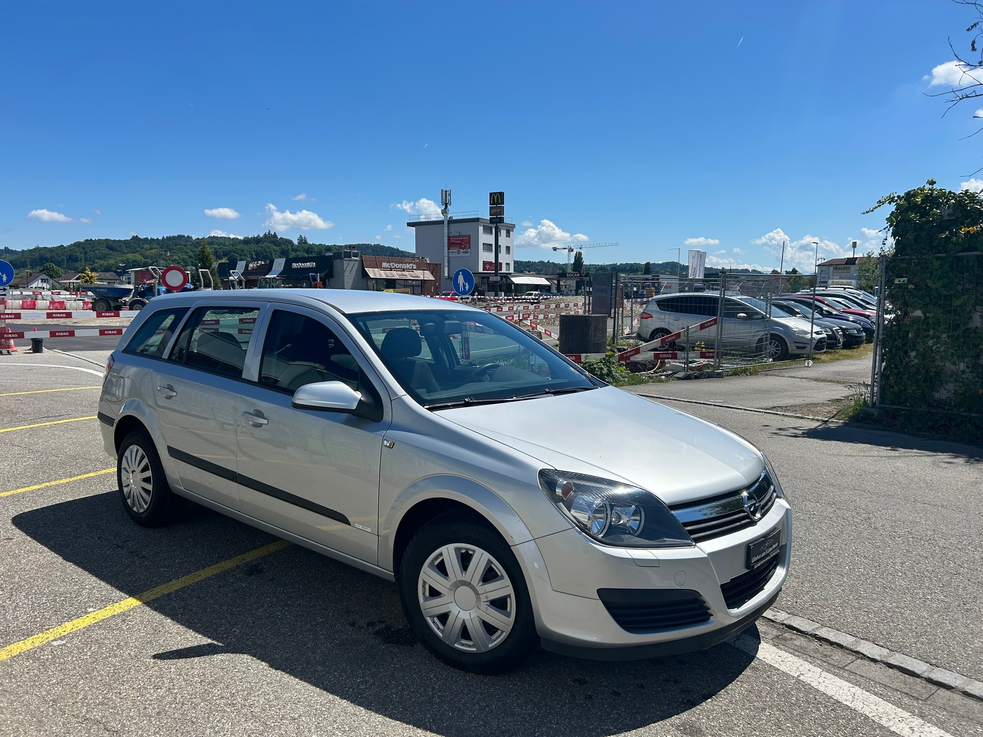 OPEL Astra Caravan 1.6i 16V TP Sport-image-2