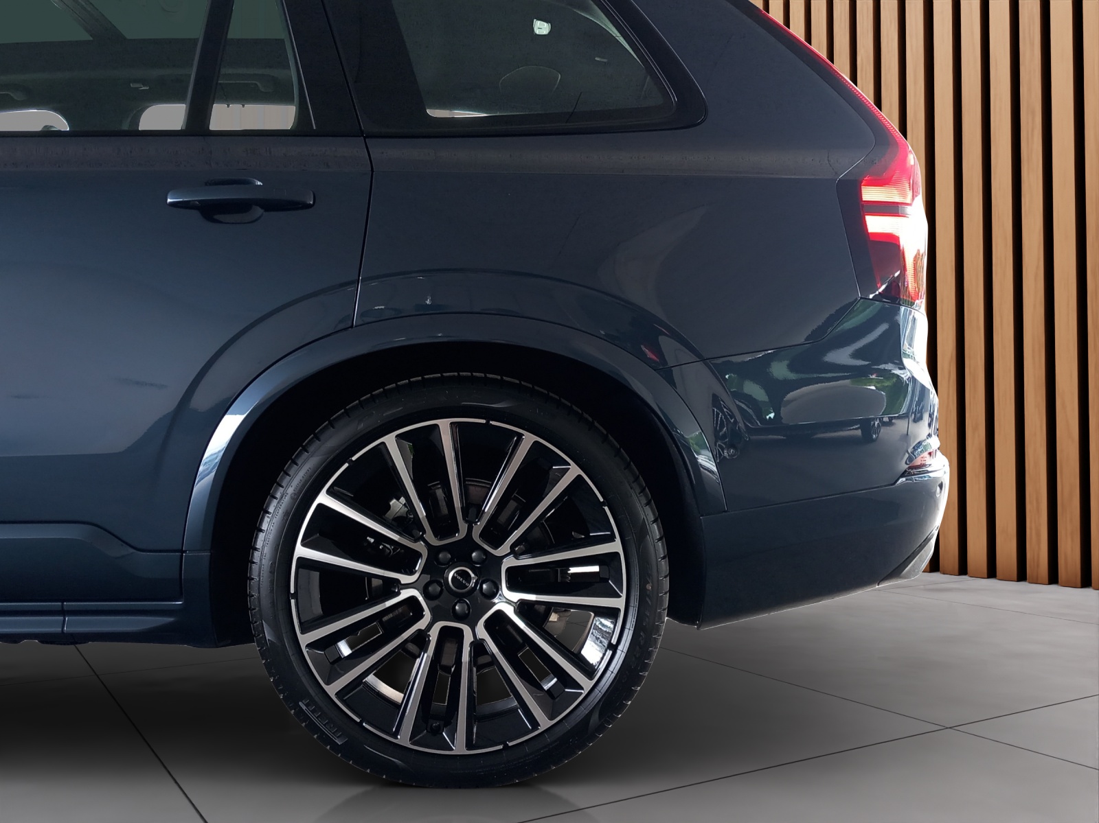 VOLVO XC90 2.0 T8 TE Ultra Dark eAWD-image-11