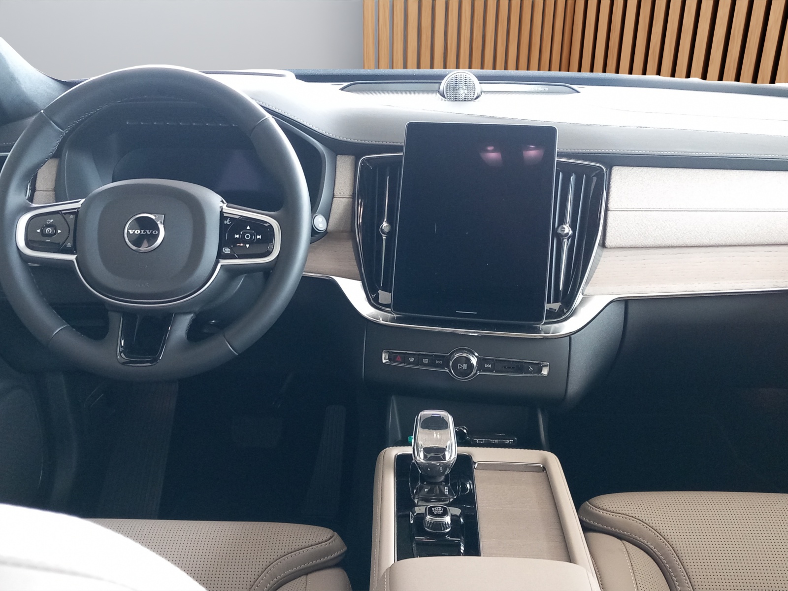 VOLVO XC90 2.0 T8 TE Ultra Dark eAWD-image-16
