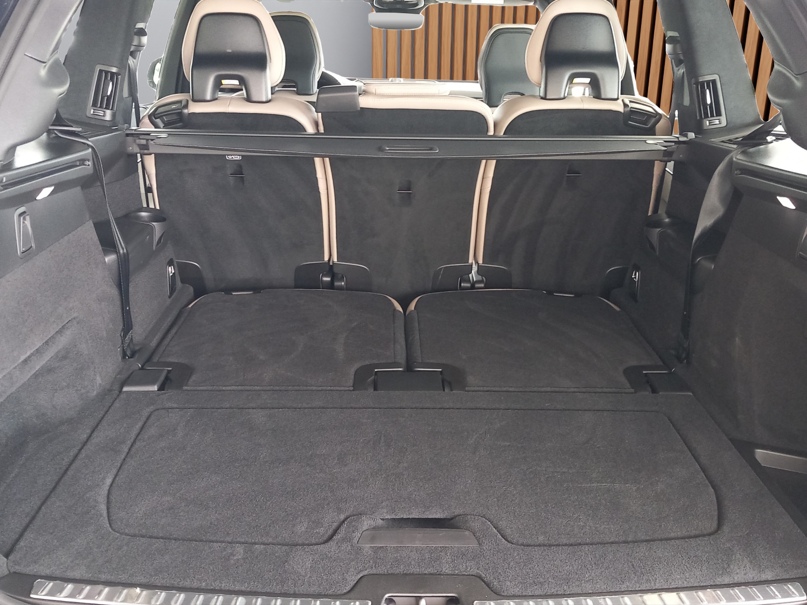 VOLVO XC90 2.0 T8 TE Ultra Dark eAWD-image-23