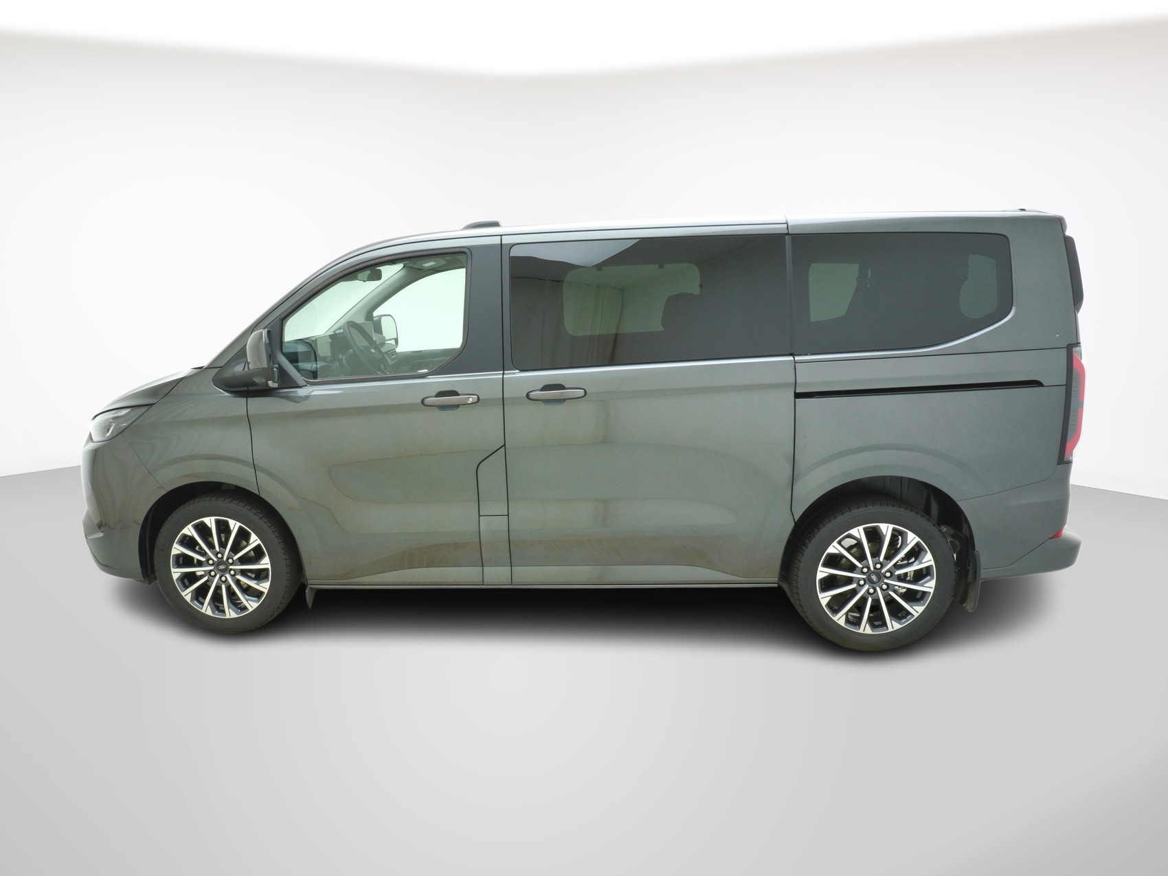 FORD Tourneo Custom 320 L1 2.0 TDCI 4x4 Titanium X-image-1
