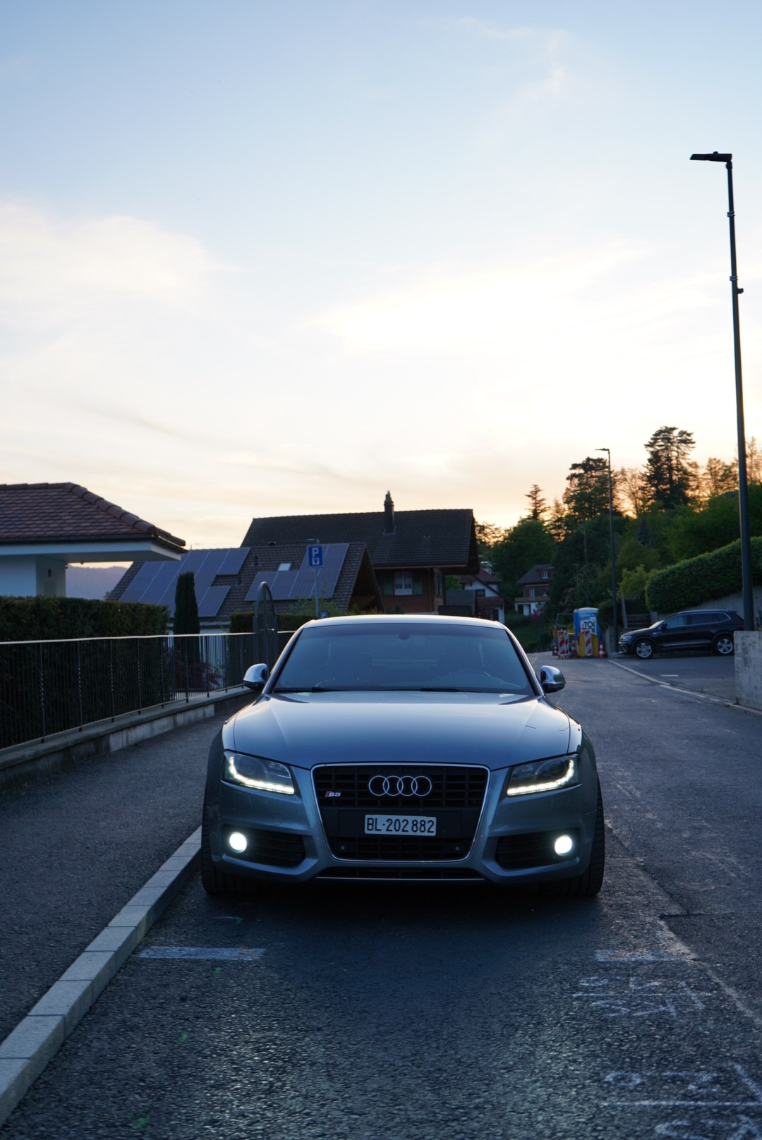 AUDI 4.2 V8 FSI quattro T-Tronic-image-3