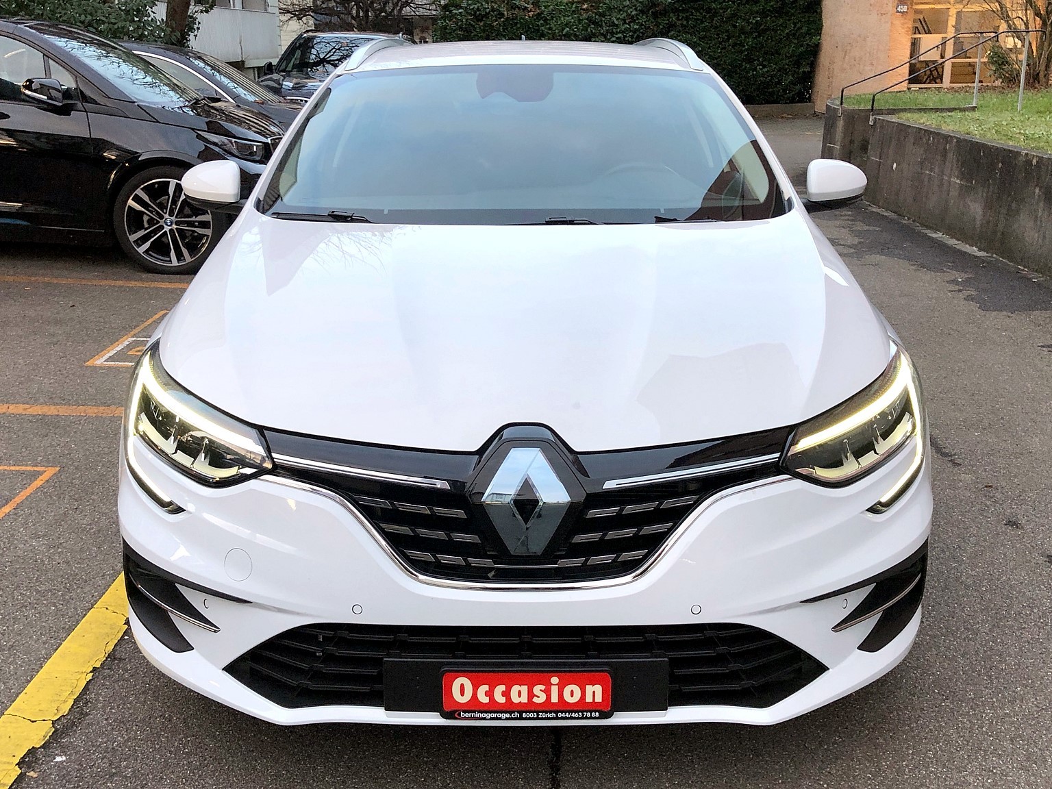 RENAULT Mégane 1.5 dCi Techno-showroom-element-1