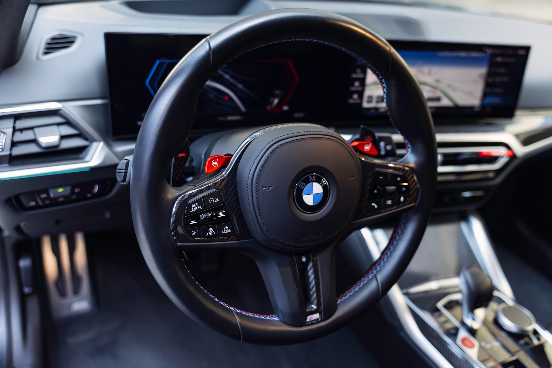 BMW M3 Competition xDrive-image-8
