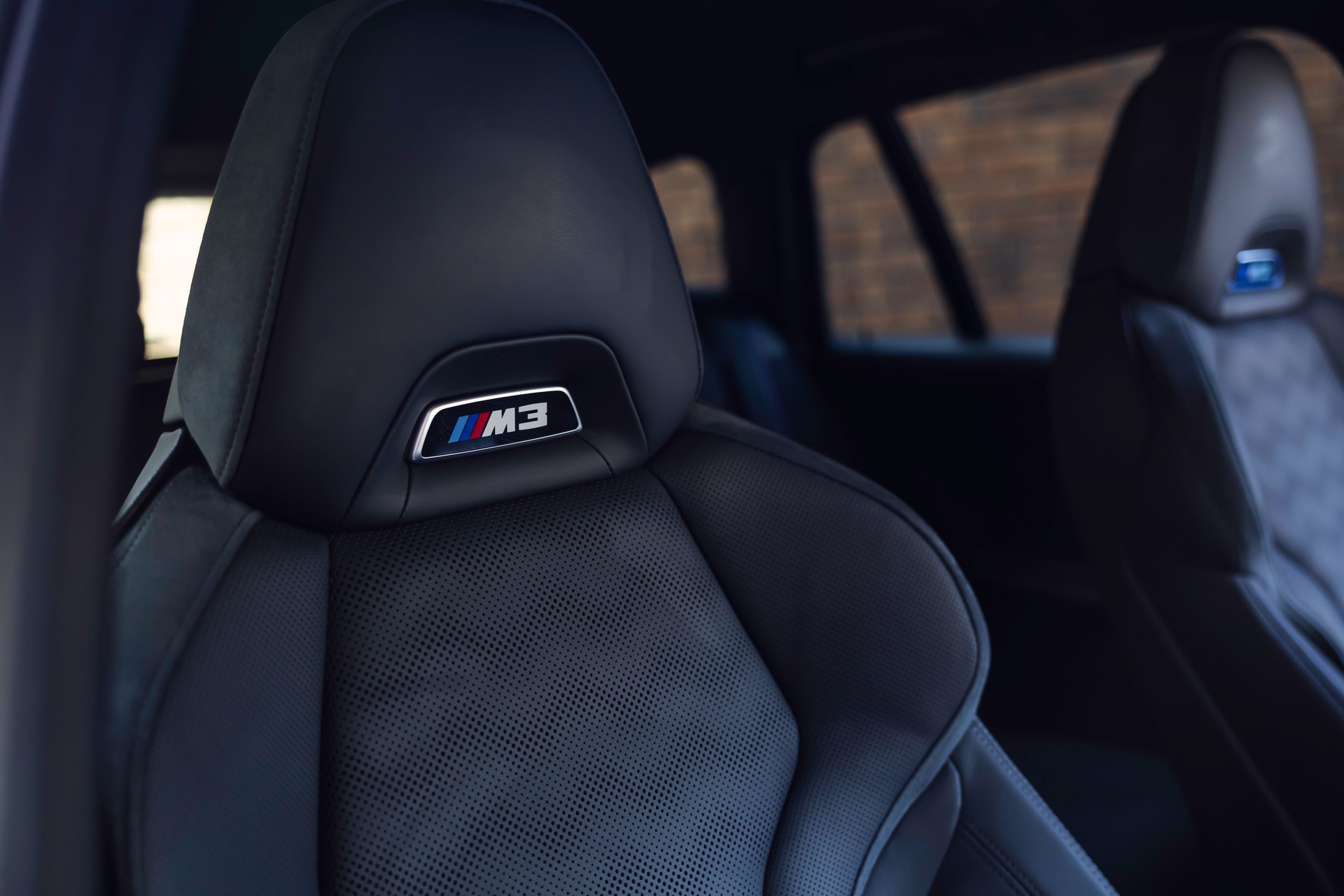 BMW M3 Competition xDrive-image-10