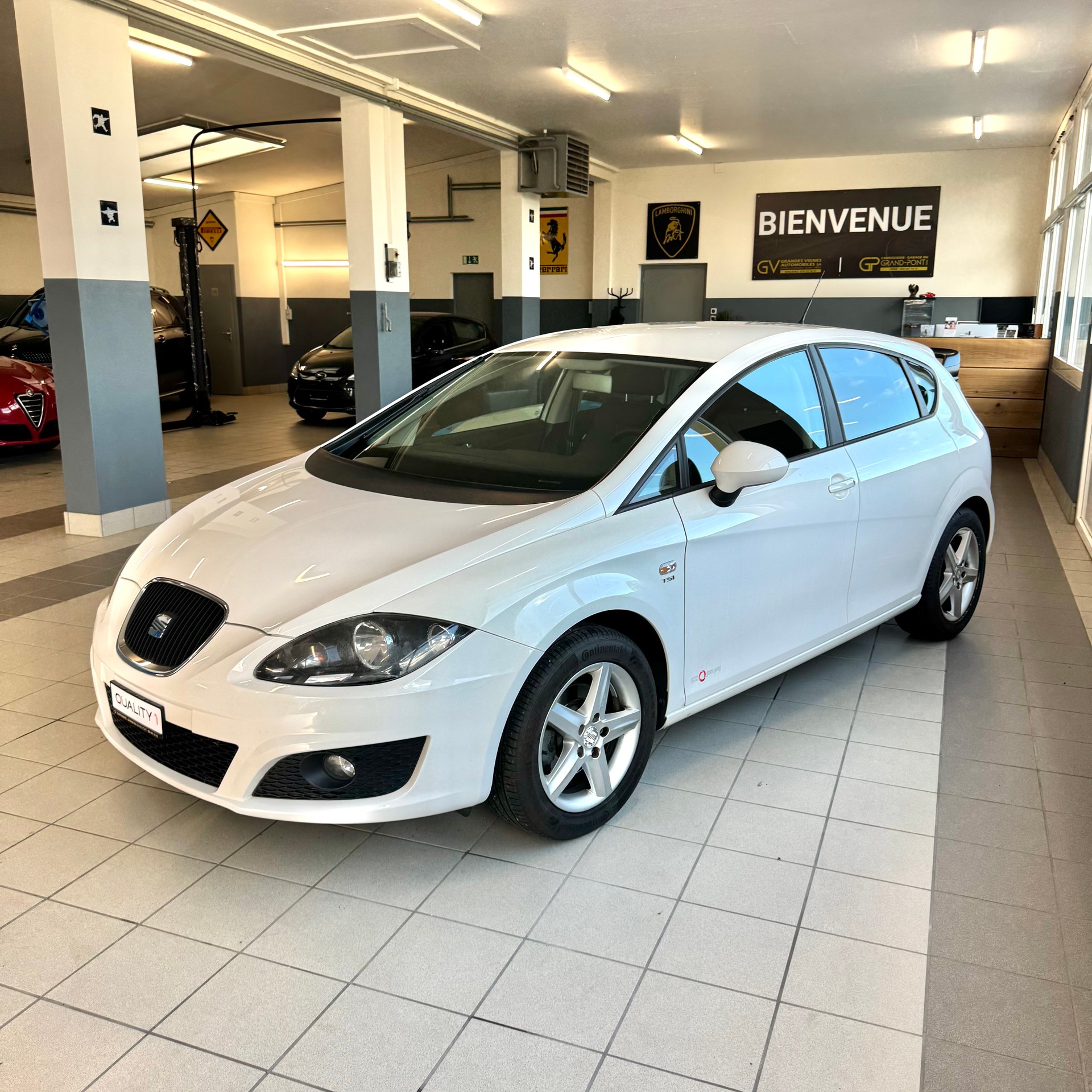 SEAT Leon 1.2 TSI COPA Reference-image-0