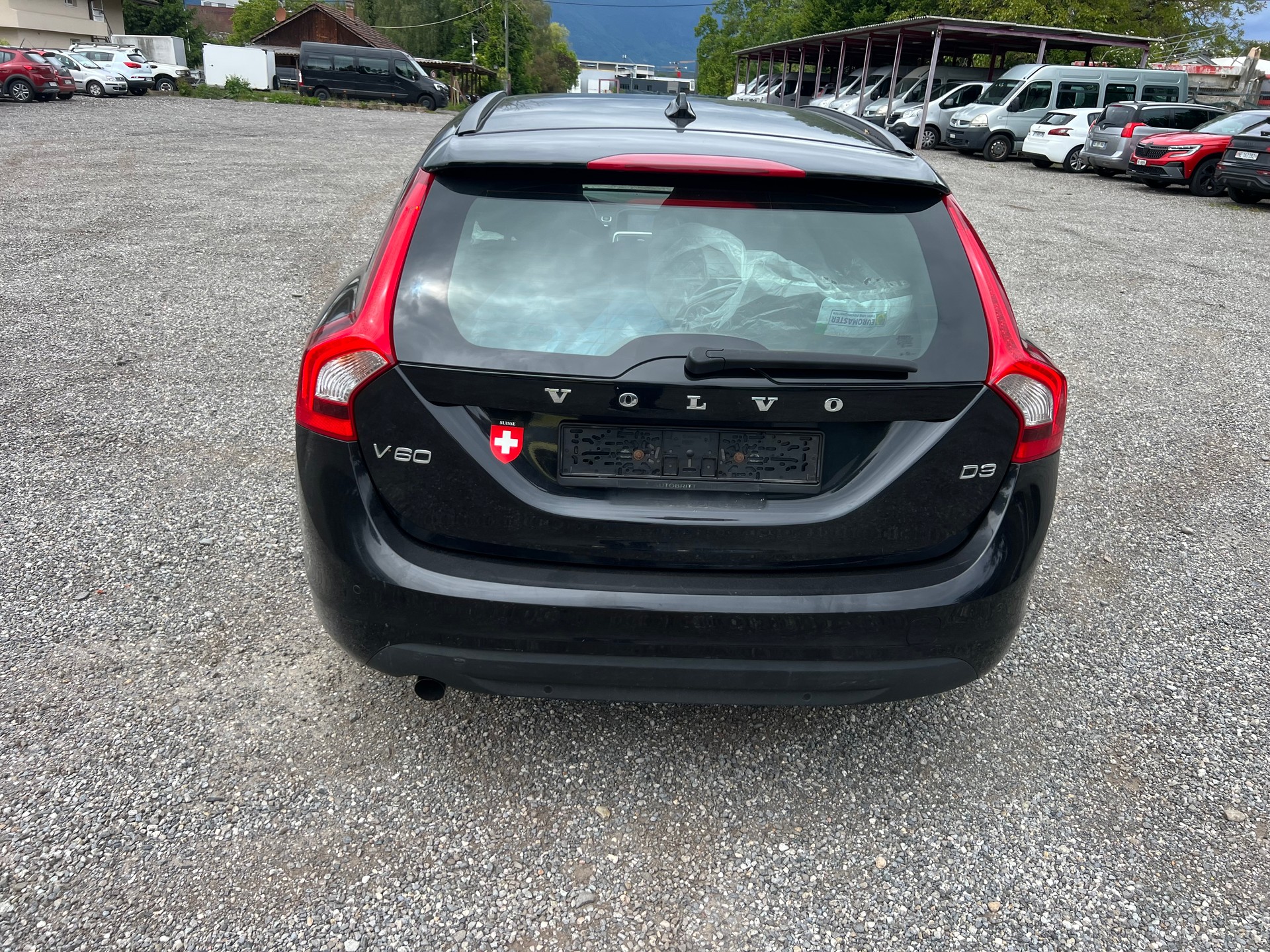 VOLVO V60 D3 Geartronic-image-4
