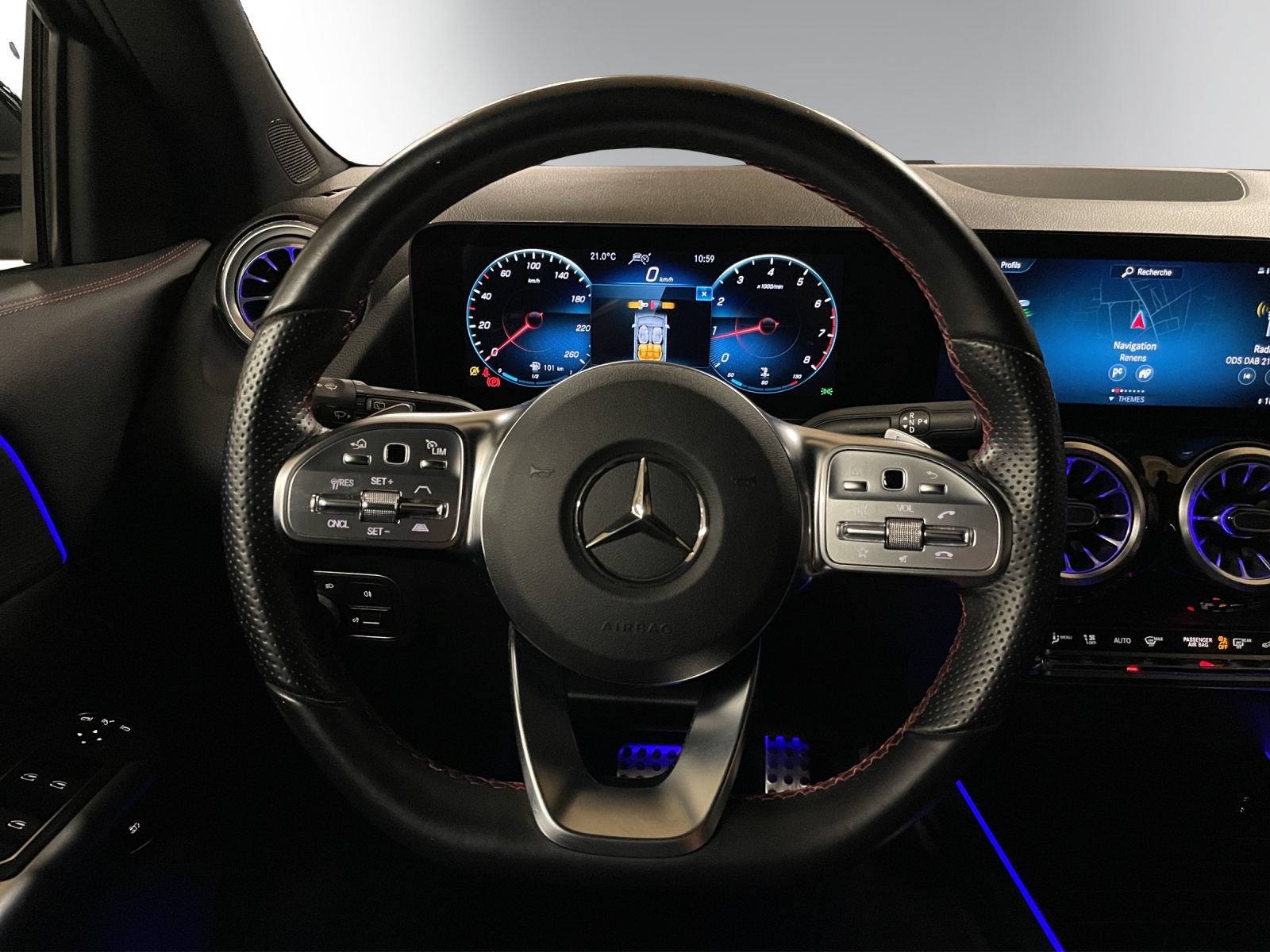 Image MERCEDES-BENZ GLA-200 GLA 200 4M AMG Line 8G-D