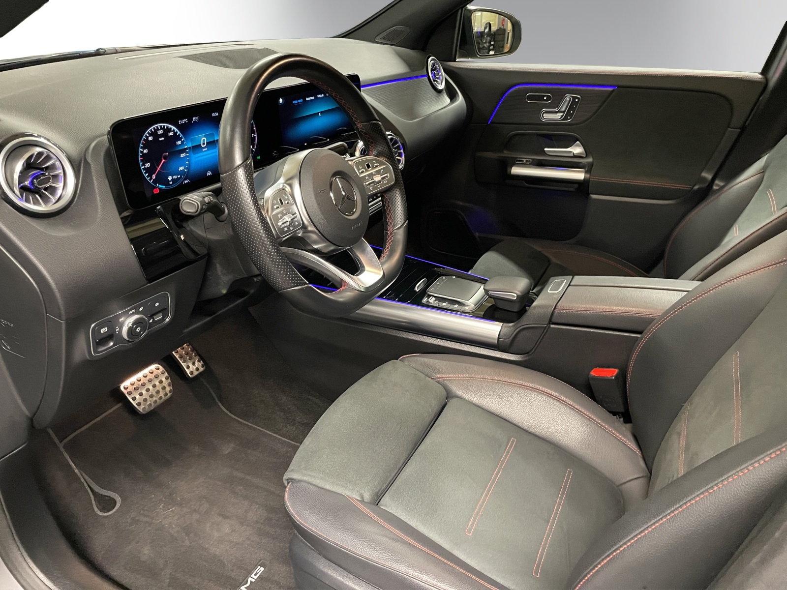 Image MERCEDES-BENZ GLA-200 GLA 200 4M AMG Line 8G-D