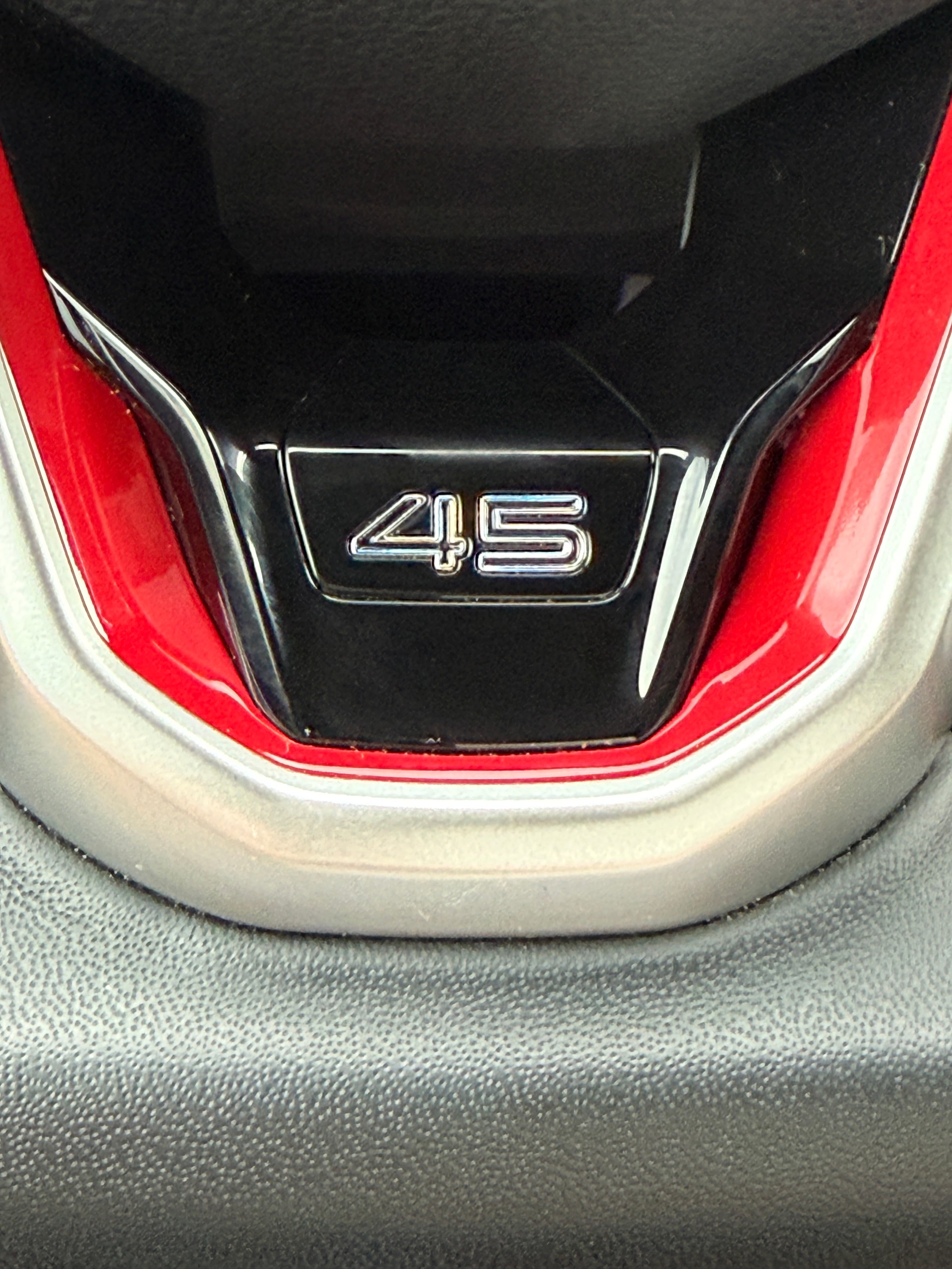 VW GOLF 2.0 TSI GTI CLUBSPORT 45 DSG*AKRAPOVIC*8FACH BEREIFT*-image-12