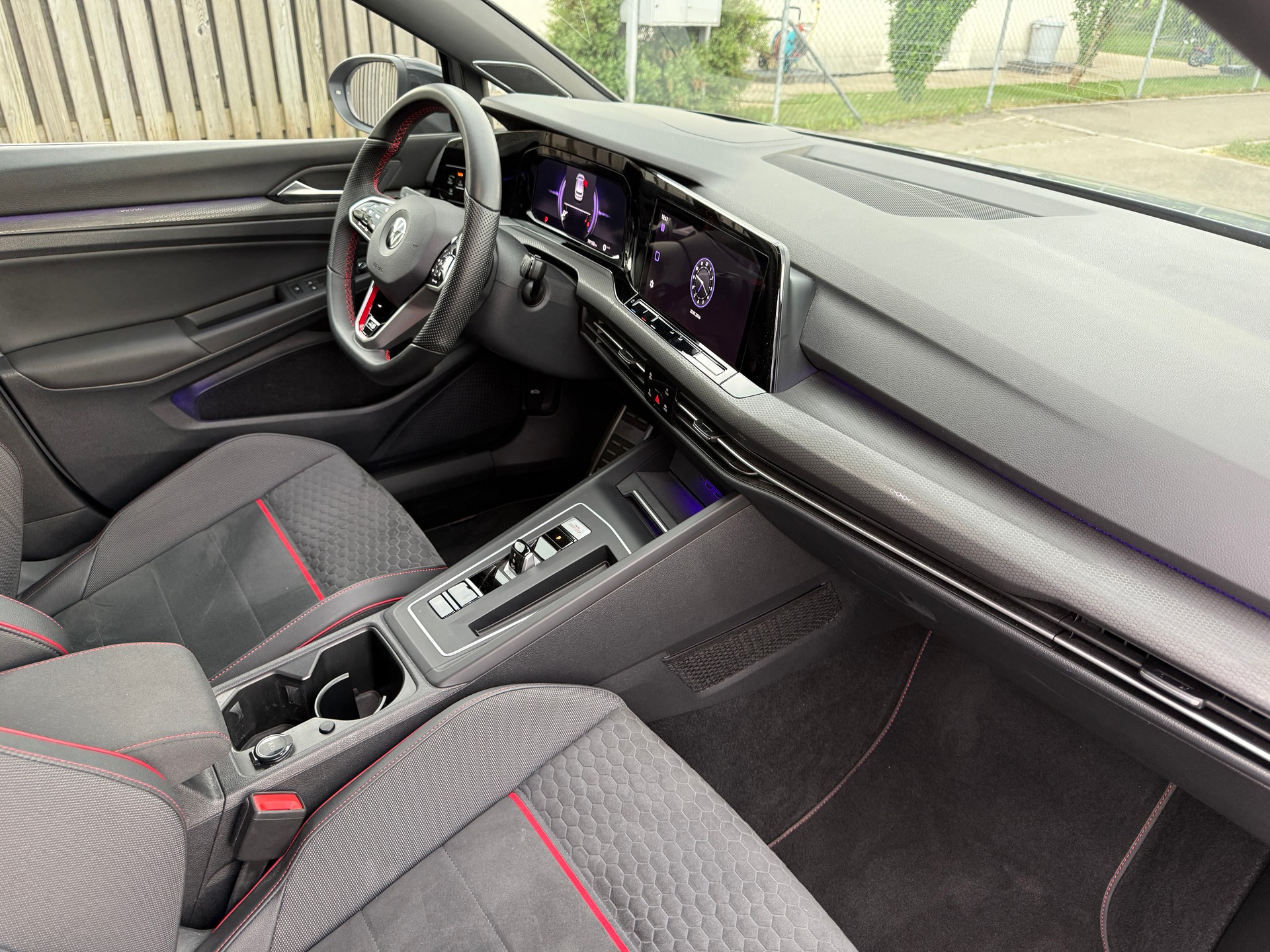 VW GOLF 2.0 TSI GTI CLUBSPORT 45 DSG*AKRAPOVIC*8FACH BEREIFT*-image-16
