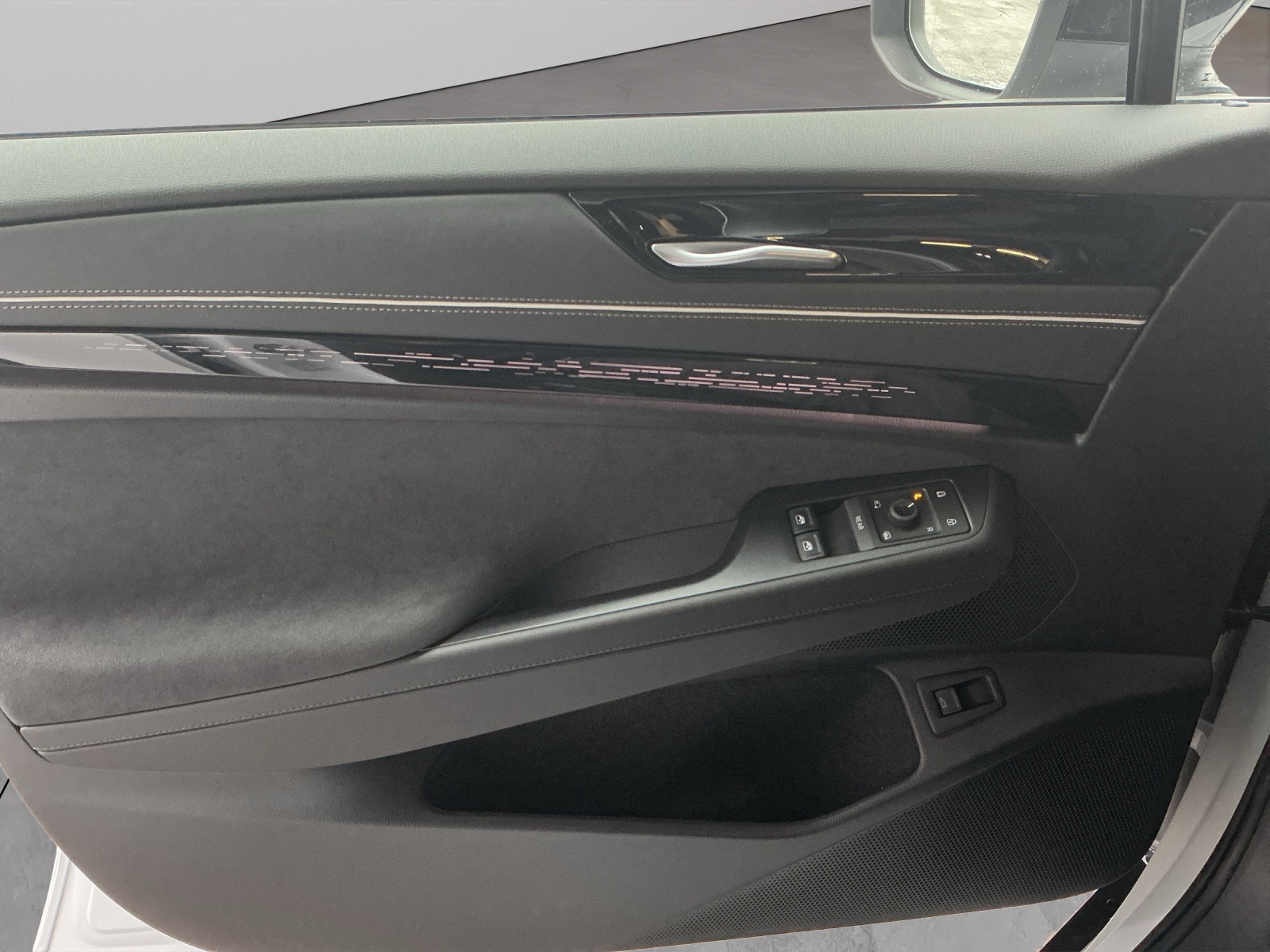 VW ID.7 Tourer Pro S 86 kWh Pro S United-image-7