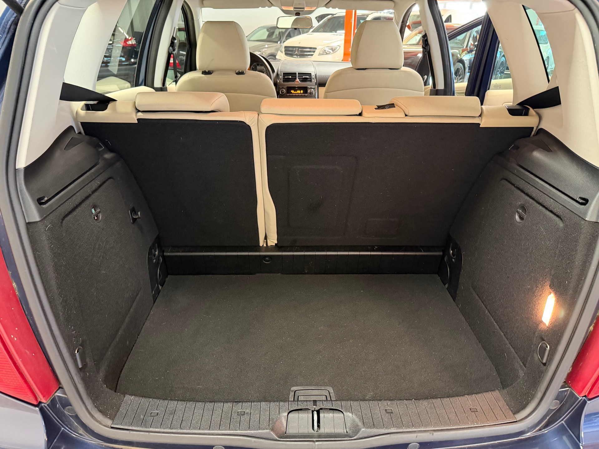 MERCEDES-BENZ A 170 Classic-image-13