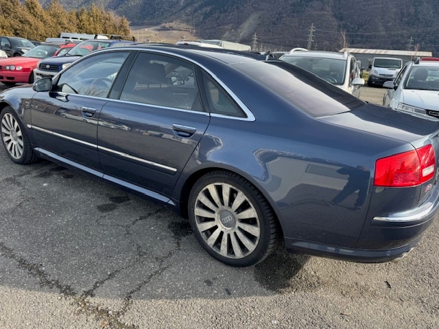 AUDI S8 5.2 V10 quattro tiptronic-image-11
