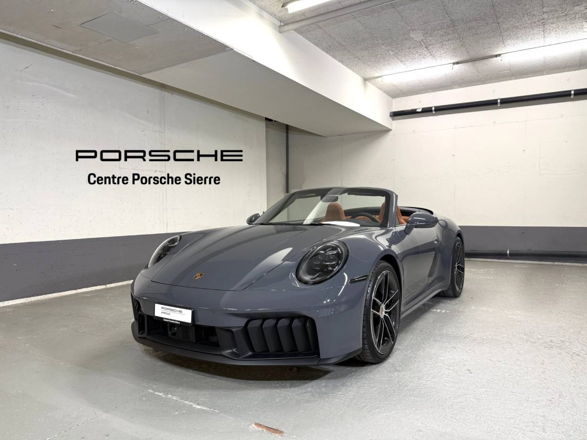 PORSCHE 911 Carrera 4 GTS Cabriolet