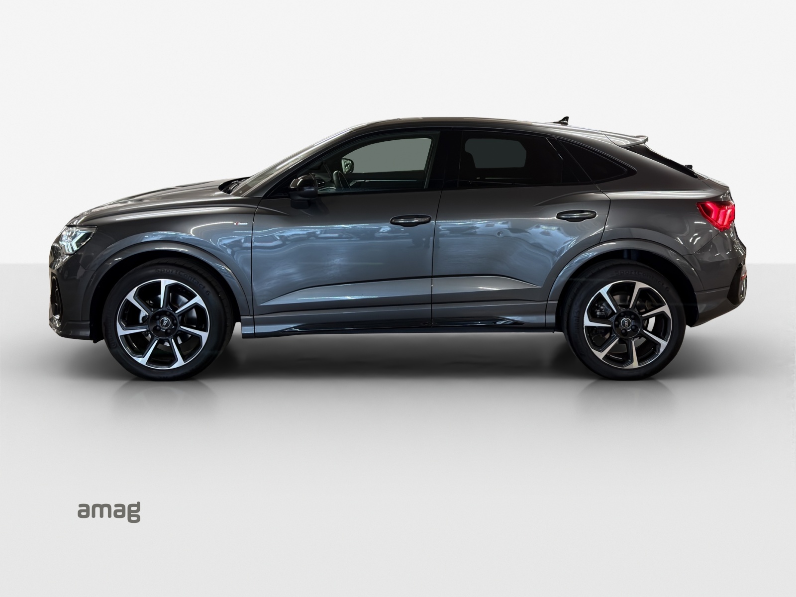 AUDI Q3 Sportback 35 TFSI S line Attraction S-tronic-image-1