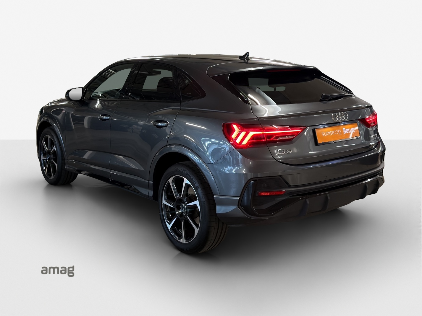 AUDI Q3 Sportback 35 TFSI S line Attraction S-tronic-image-2