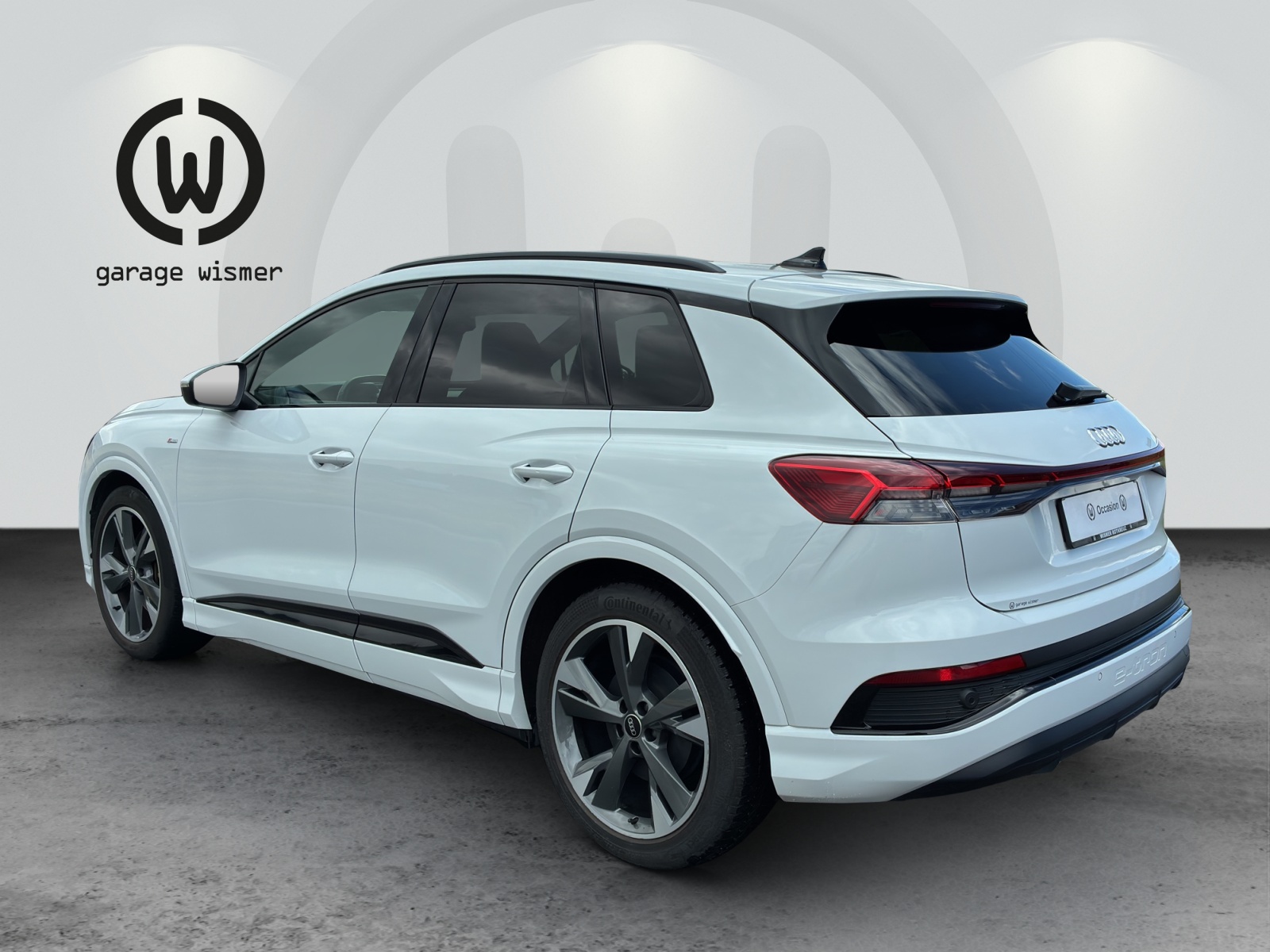 AUDI Q4 e-tron 50 quattro-image-2