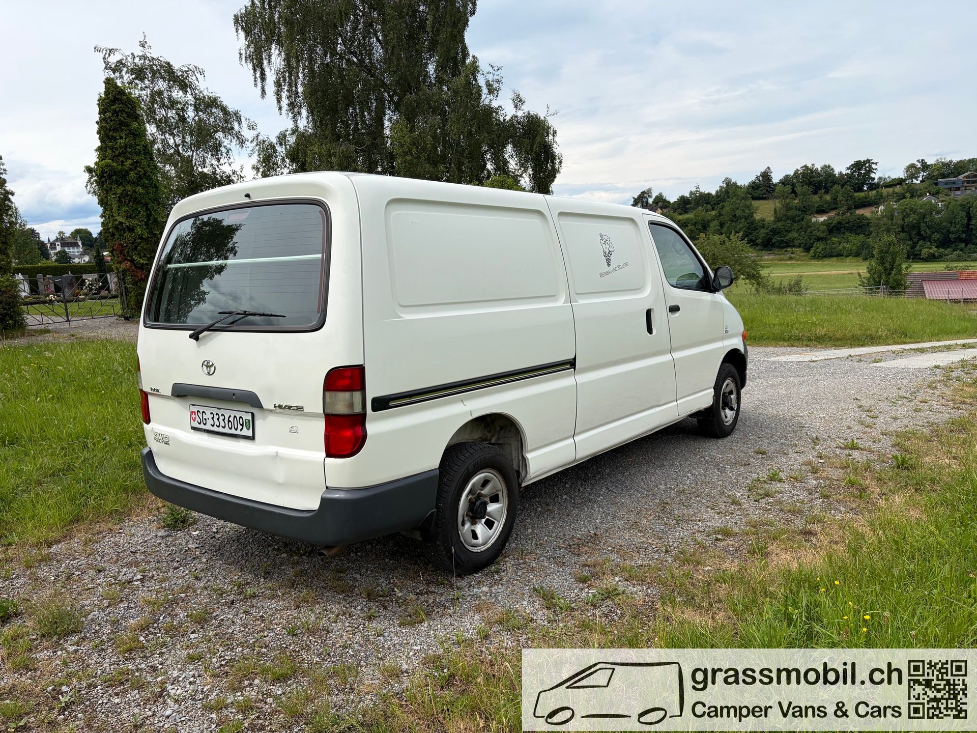 TOYOTA Hiace D-4D LWB 4WD Van-image-3