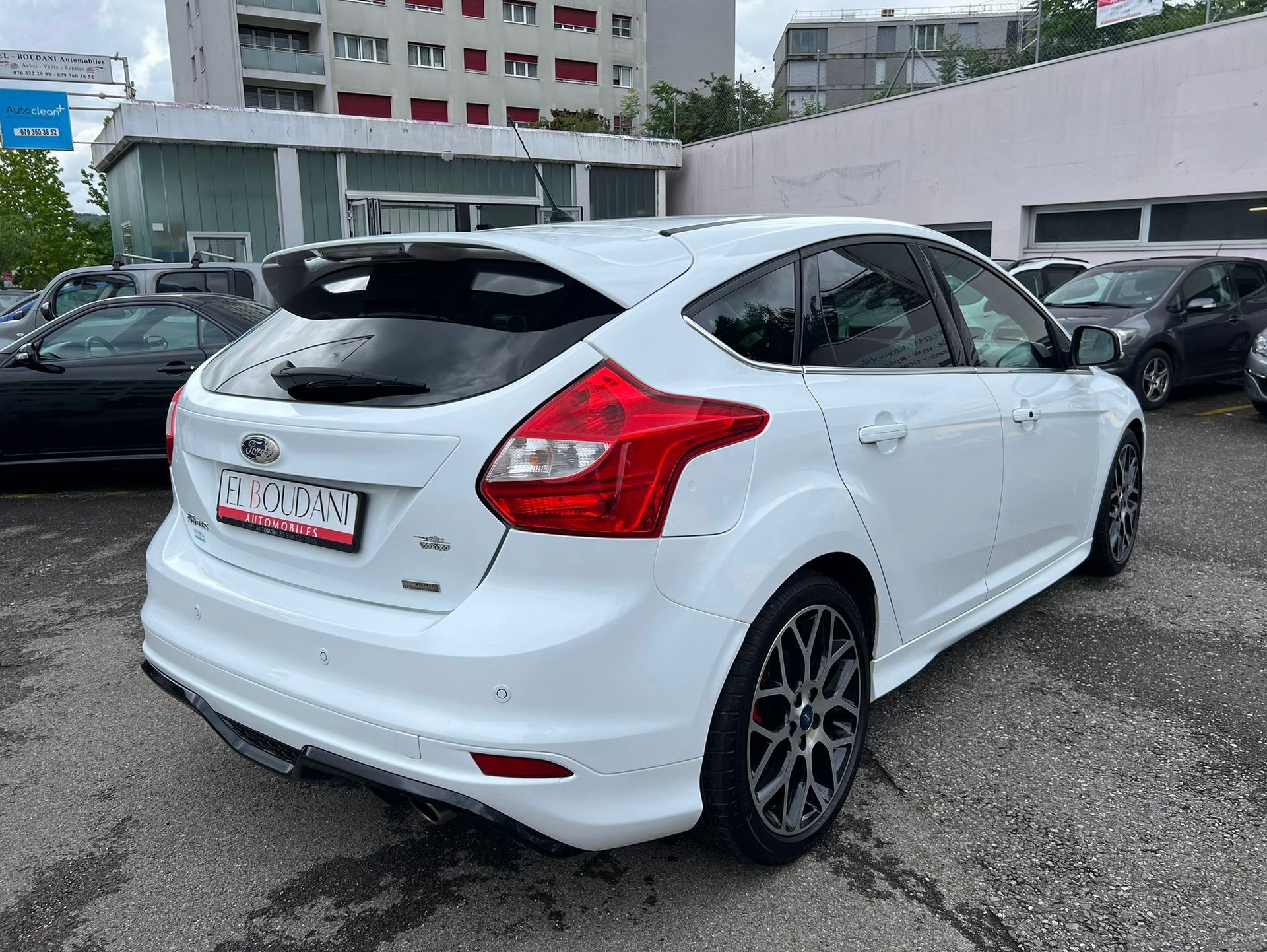 FORD Focus 1.6 SCTi Titanium-image-5