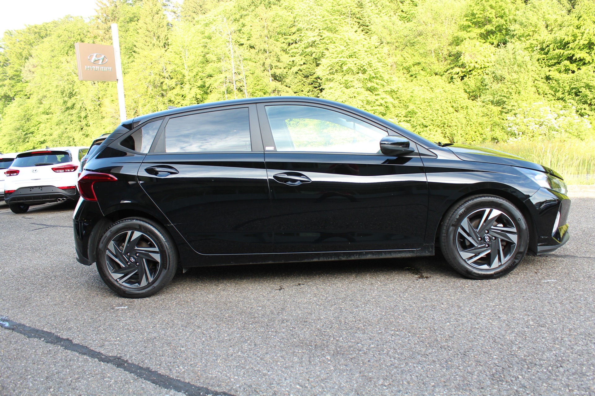 HYUNDAI i20 1.0 T-GDi Amplia DCT-image-2