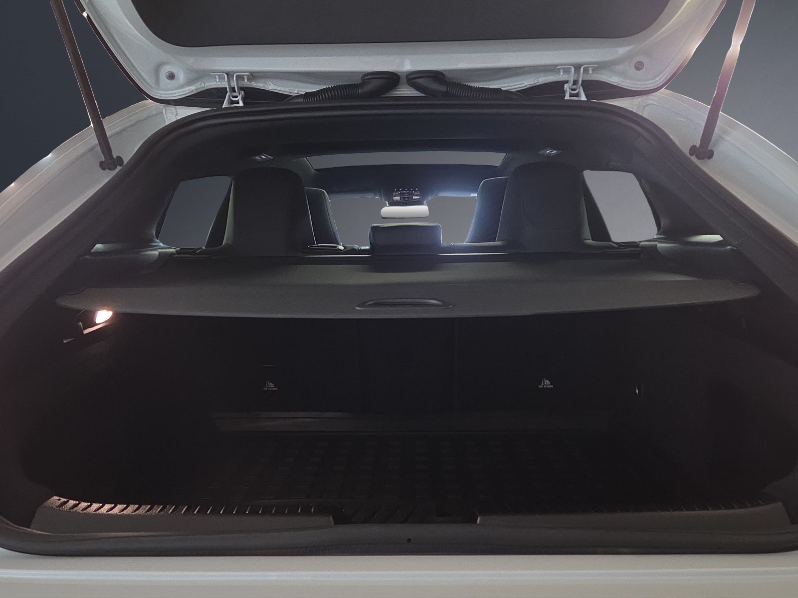 MERCEDES-BENZ CLA SB 250 AMG Line 4M 7G-image-18