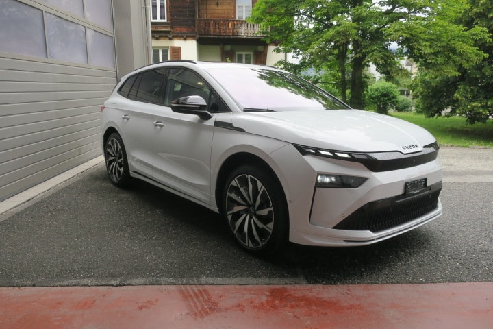 SKODA Enyaq 85x Sportline 4x4-image-2