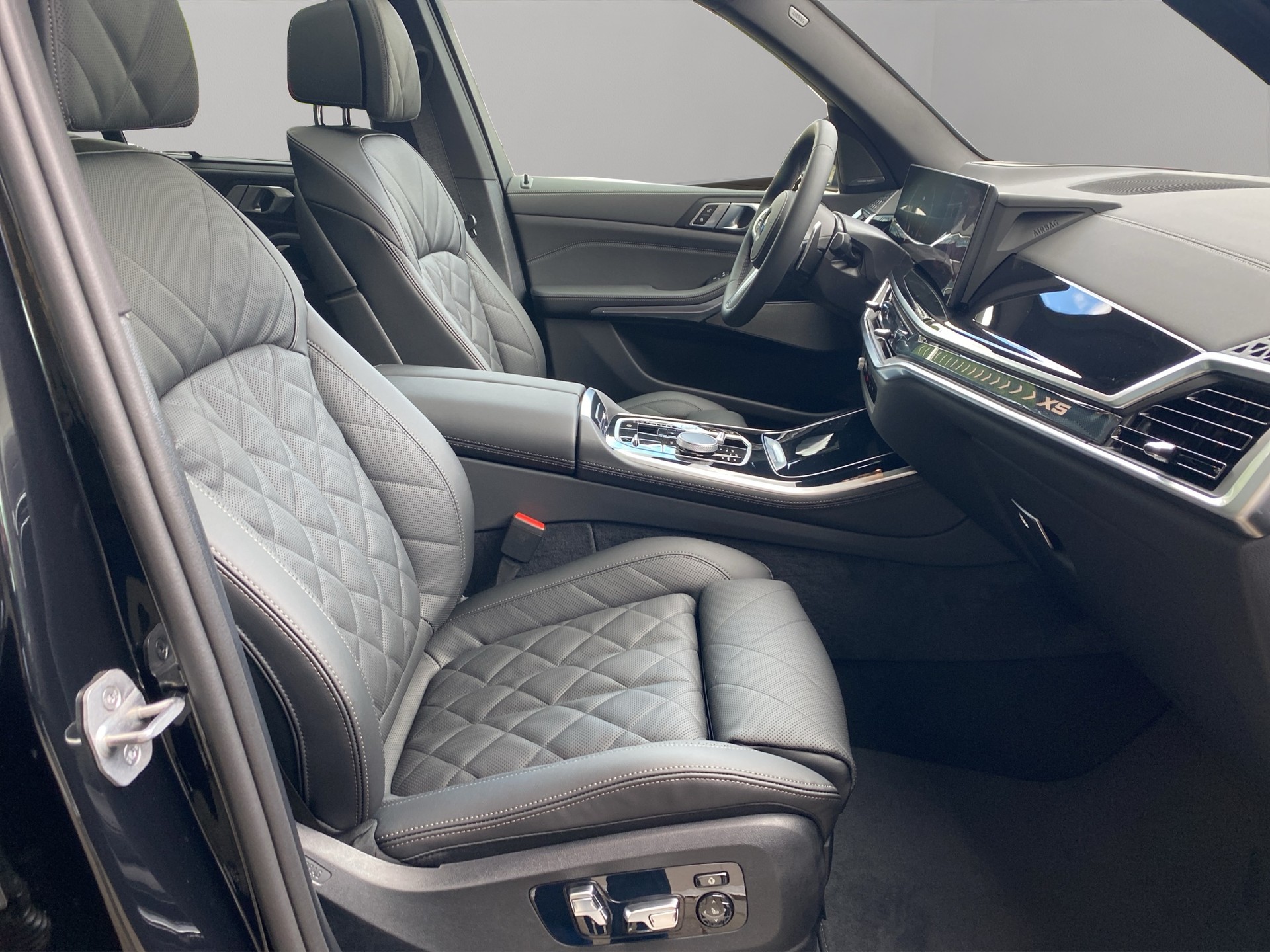BMW X5 xDrive 48V 30d M Sport Steptronic-image-19