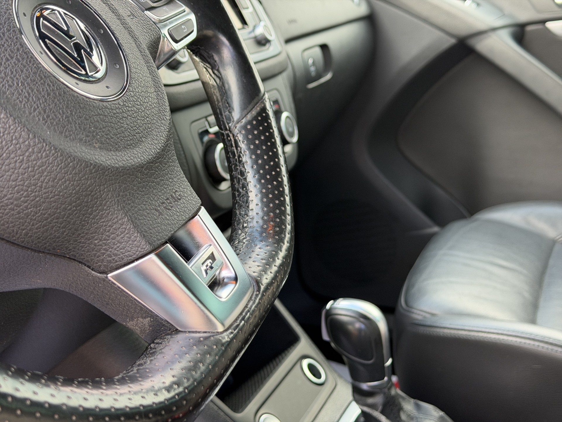 VW Tiguan 2.0 TSI Cup R-Line 4Motion DSG-image-9