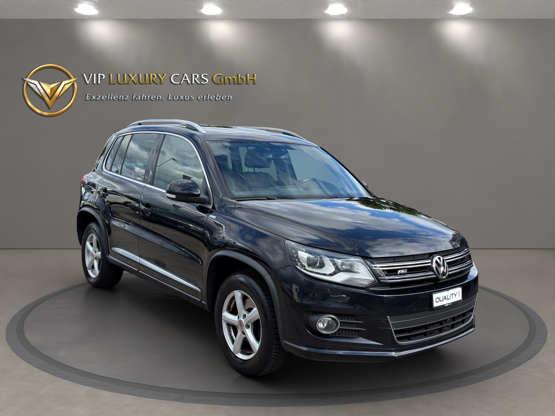 VW Tiguan 2.0 TSI Cup R-Line 4Motion DSG-image-2
