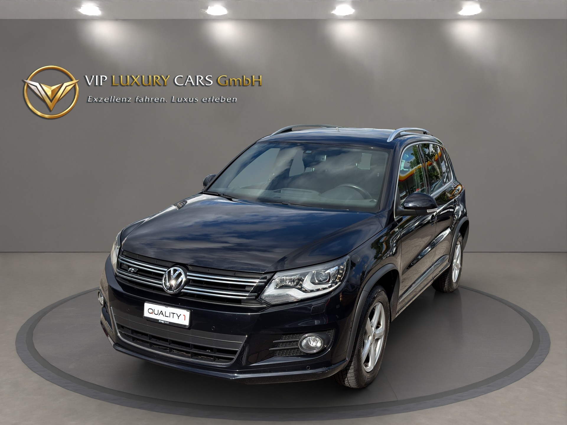 VW Tiguan 2.0 TSI Cup R-Line 4Motion DSG-image-1
