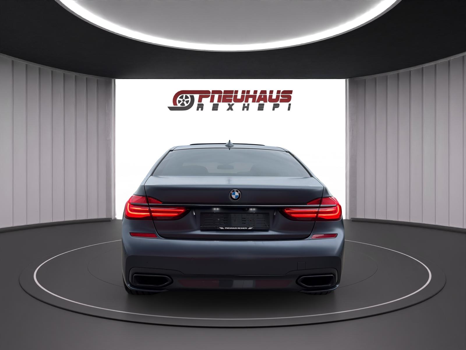 BMW 750i xDrive Steptronic-image-4