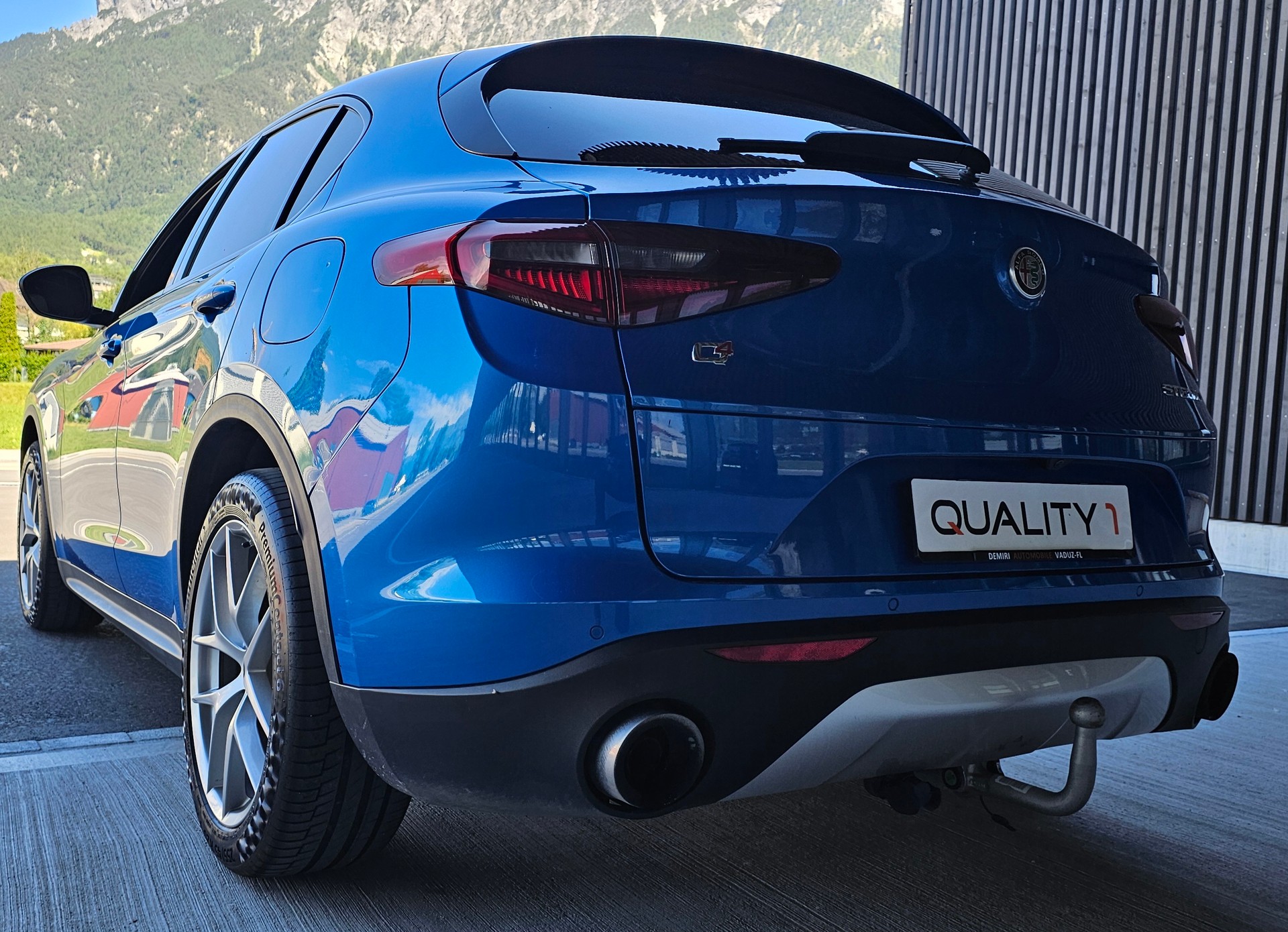 ALFA ROMEO Stelvio 2.0 Executive Q4 Automatic-image-2