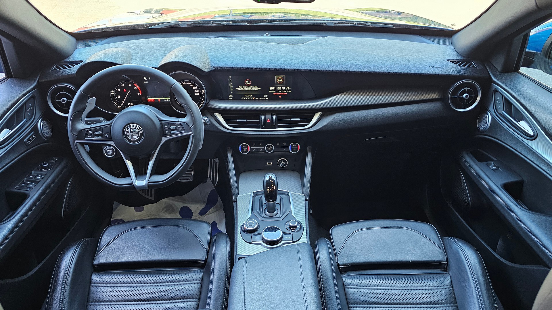 ALFA ROMEO Stelvio 2.0 Executive Q4 Automatic-image-8