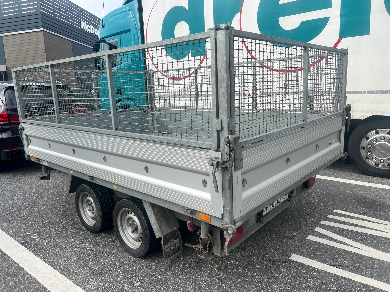 HUMBAUR Dreiseitenkipper 3.5 T