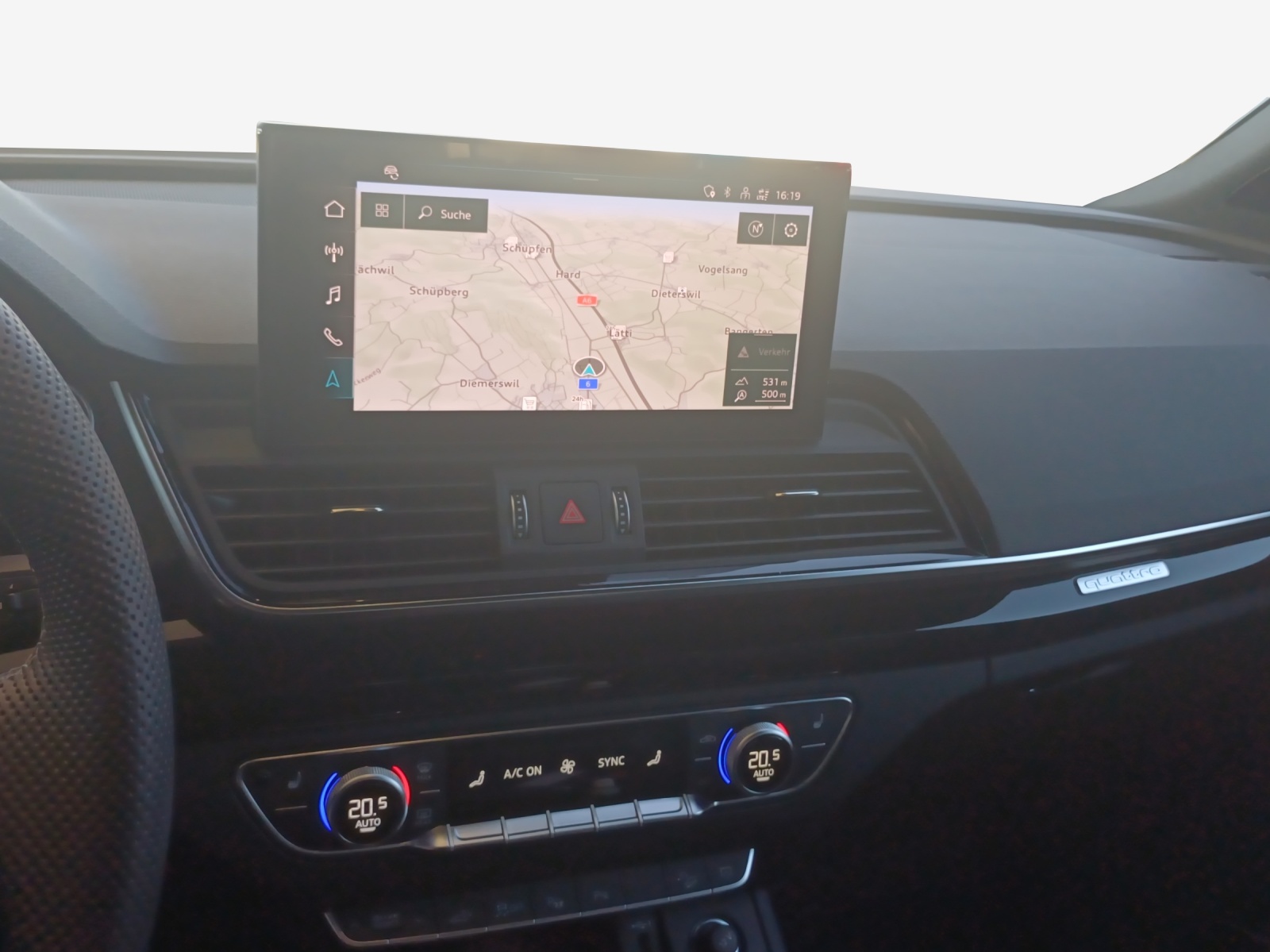 AUDI Q5 55 TFSI e PHEV S line quattro S-tronic-image-11