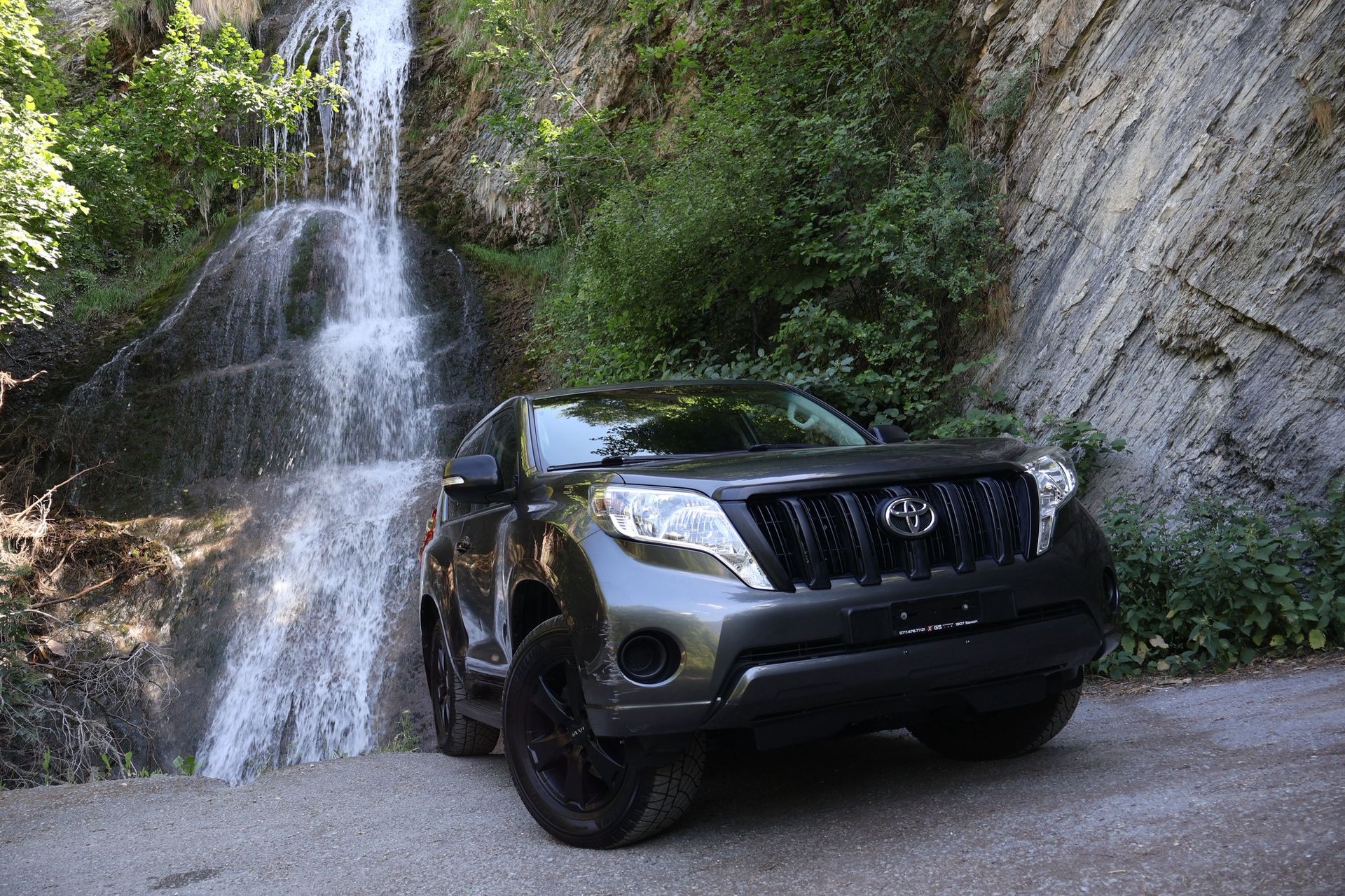 TOYOTA Land Cruiser 2.8TD Terra-image-3