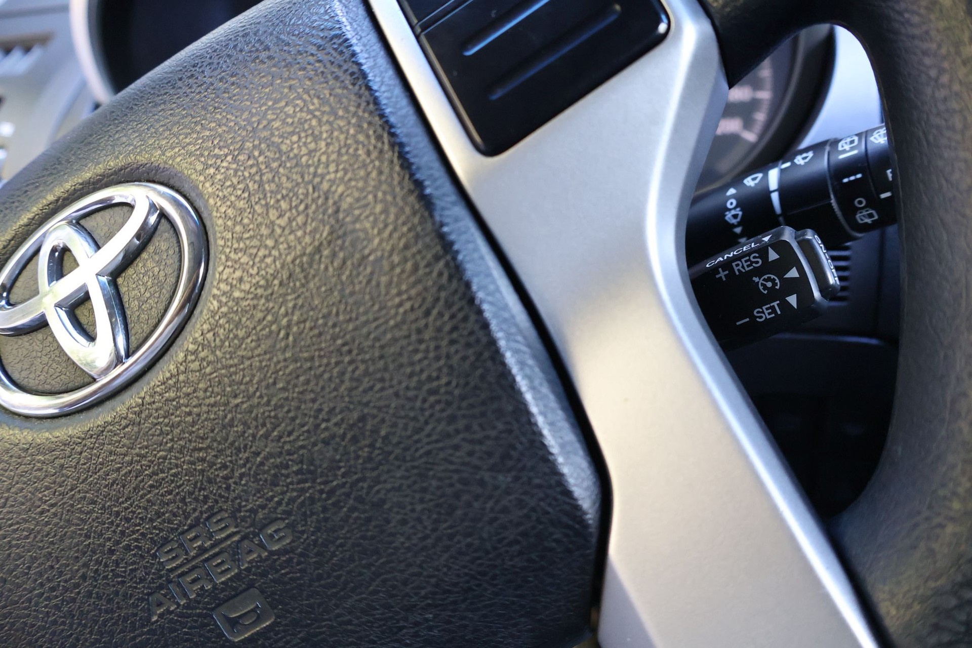 TOYOTA Land Cruiser 2.8TD Terra-image-7